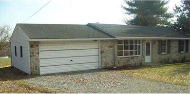 849 Spring City Rd, Phoenixville, PA 19460 - photo 3