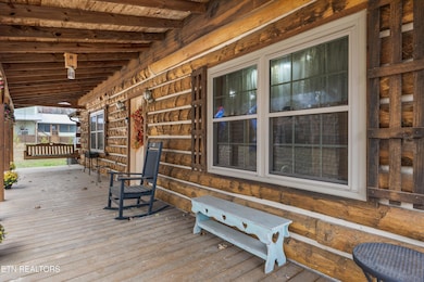 02-755 Farmington Way43