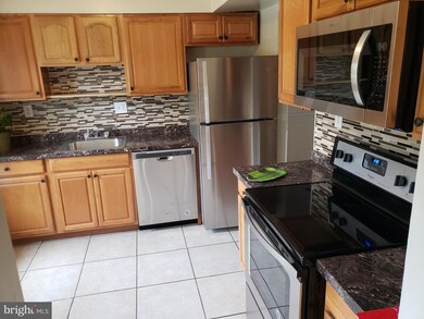 6029 Bonnie Bern Ct, Burke, VA 22015 - photo 2