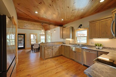 Gourmet Kitchen
