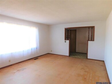 360 Wilshire Dr N, Keizer, OR 97303 - photo 2