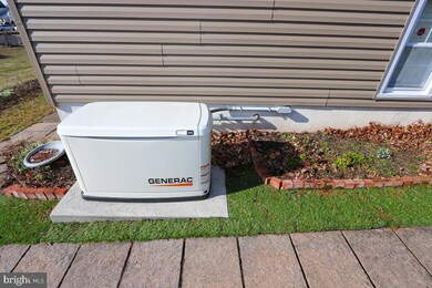 135 Harding Rd, Southampton, PA 18966 - photo 5