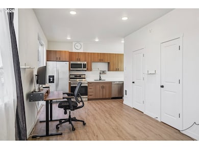 12098 SE Pine St, Portland, OR 97216 - photo 7