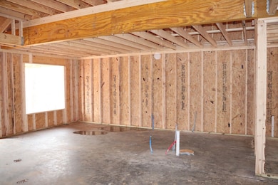 615 Willow Park Dr, Clarksville, TN 37043 - photo 4