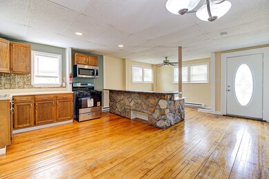 39 Ruggles St unit 1, Franklin, MA 02038 - photo 7