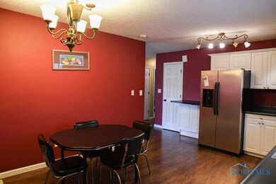 120 W Meade Ave unit 1, Findlay, OH 45840 - photo 6