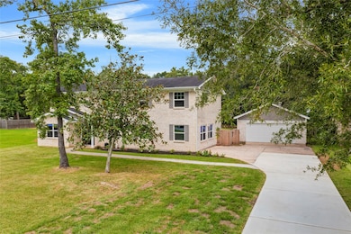 1325 Oak Hollow Dr, Dickinson, TX 77539 - photo 4