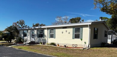 12331 Corvette Ln, Weeki Wachee, FL 34614 - photo 3