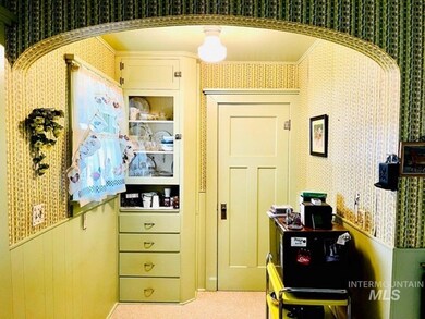 1751 Oakley Ave, Burley, ID 83318 - photo 2