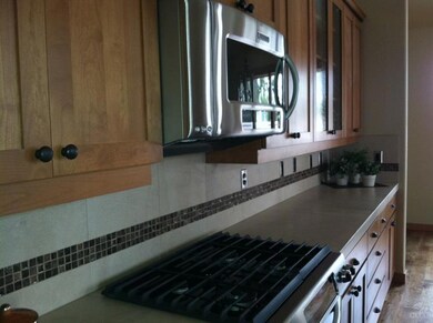 60830 Falcon Pointe Ln, Bend, OR 97702 - photo 5