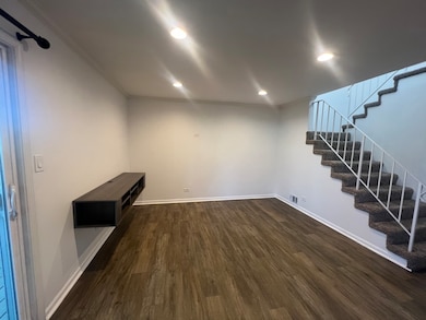 2023 Raleigh Place unit 4, Hoffman Estates, IL 60169 - photo 3