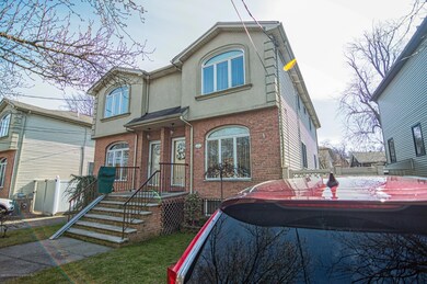 76 Beverly Ave, Staten Island, NY 10301 - photo 3