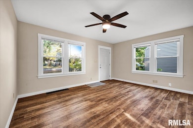 514 N 5th St, Chillicothe, IL 61523 - photo 3