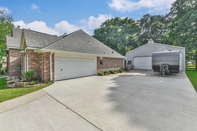 311 Garrett Dr, Magnolia, TX 77354 - photo 2