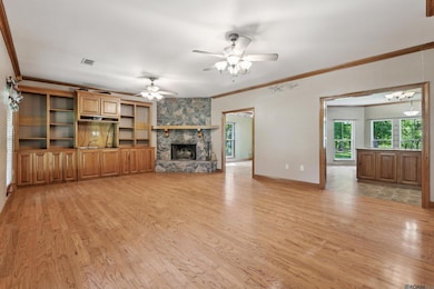 15115 Peairs Rd, Pride, LA 70770 - photo 6