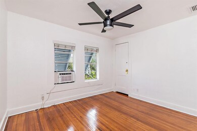 4205 N Flagler Dr unit 6, West Palm Beach, FL 33407 - photo 5