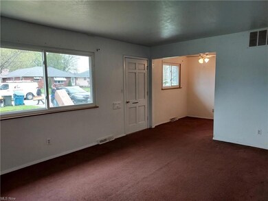 374 Gayle Dr, Sheffield Lake, OH 44054 - photo 7