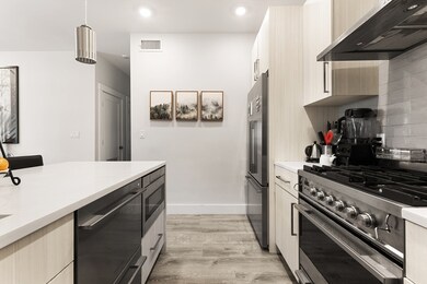 176 Humboldt Ave unit 7, Boston, MA 02121 - photo 2