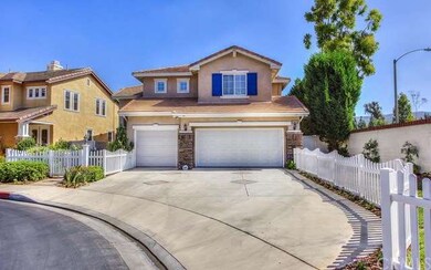Cul-De-Sac location, large driveway with diamond s
