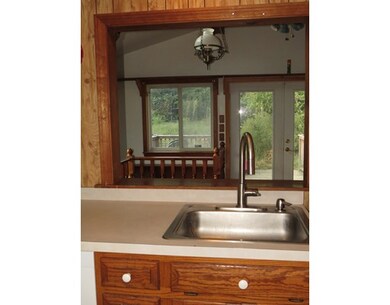 12 Lakeview Dr, Charlton, MA 01507 - photo 2