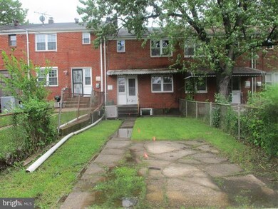 5515 Silverbell Rd, Baltimore, MD 21206 - photo 2
