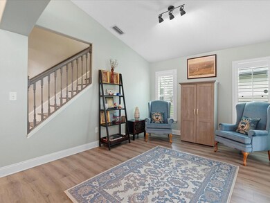 15641 Starling Water Dr, Lithia, FL 33547 - photo 6