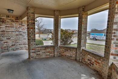 1107 Vintage Ave, Gainesville, TX 76240 - photo 4