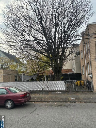 410 Cliff St, Fairview, NJ 07022 - photo 4