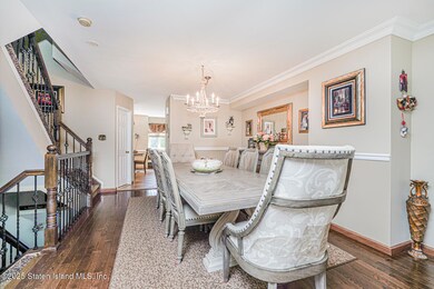 117 Pembrook Loop, Staten Island, NY 10309 - photo 6