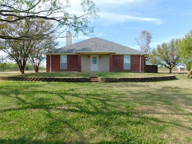 10971 Lakecrest Dr, Sanger, TX 76266 - photo 2