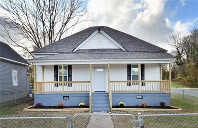 1204 4th St, Statesville, NC 28677 - photo 2