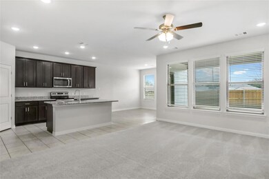 431 Rose Ave, Cleburne, TX 76033 - photo 4