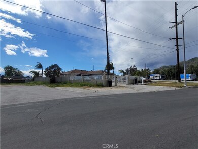 13835 Dronfield Place, Sylmar, CA 91342 - photo 4