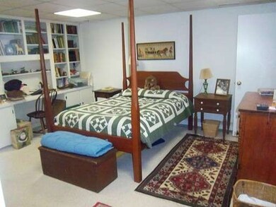 345 Hemlock Cir, Lincoln, MA 01773 - photo 7