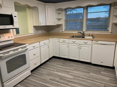 7955 Highway 44 E, Mount Washington, KY 40047 - photo 4