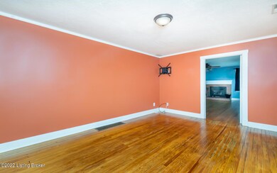 5602 E Manslick Rd, Louisville, KY 40219 - photo 7