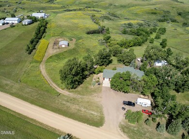 2215_44th_St_Mandan_drone-4