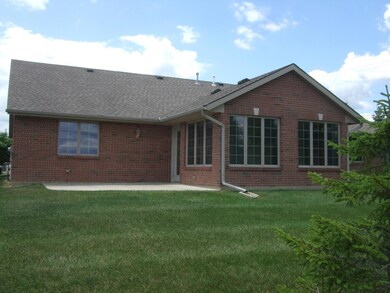 798 Stonebrook Dr, Marysville, OH 43040 - photo 2