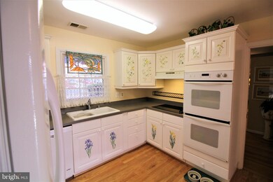 4226 Mayport Ln, Fairfax, VA 22033 - photo 3