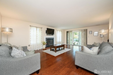 99 Neilly Ct, Old Bridge, NJ 08857 - photo 4