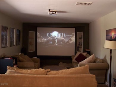 family room 2