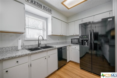 1303 Tulip Ln, New Braunfels, TX 78130 - photo 7