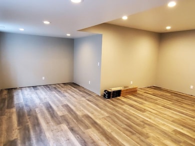 317 E Mechanic St unit 16, New Buffalo, MI 49117 - photo 6