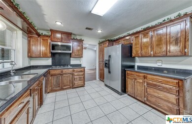 1001 Kim Ave, Copperas Cove, TX 76522 - photo 6