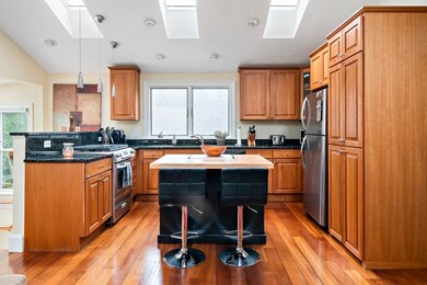 210 Willow Ave unit 3, Somerville, MA 02144 - photo 4