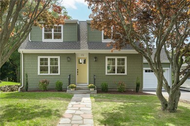 172 Bayview Ave, Bristol, RI 02809 - photo 2