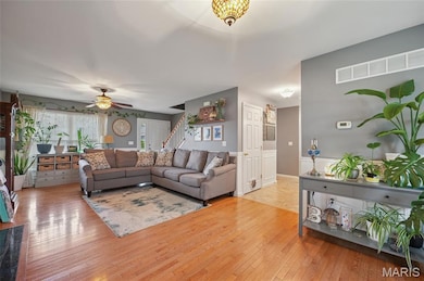 2307 Garden Ln, Festus, MO 63028 - photo 3