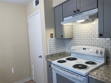 943 Magnolia St, Slidell, LA 70460 - photo 4