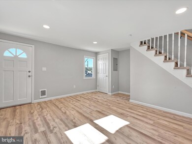 531 E Lafayette St, Norristown, PA 19401 - photo 3