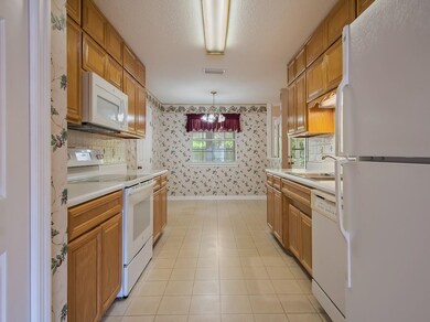 235 Longleaf Dr, Crawfordville, FL 32327 - photo 7